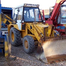 Tracto-pelle terrassement